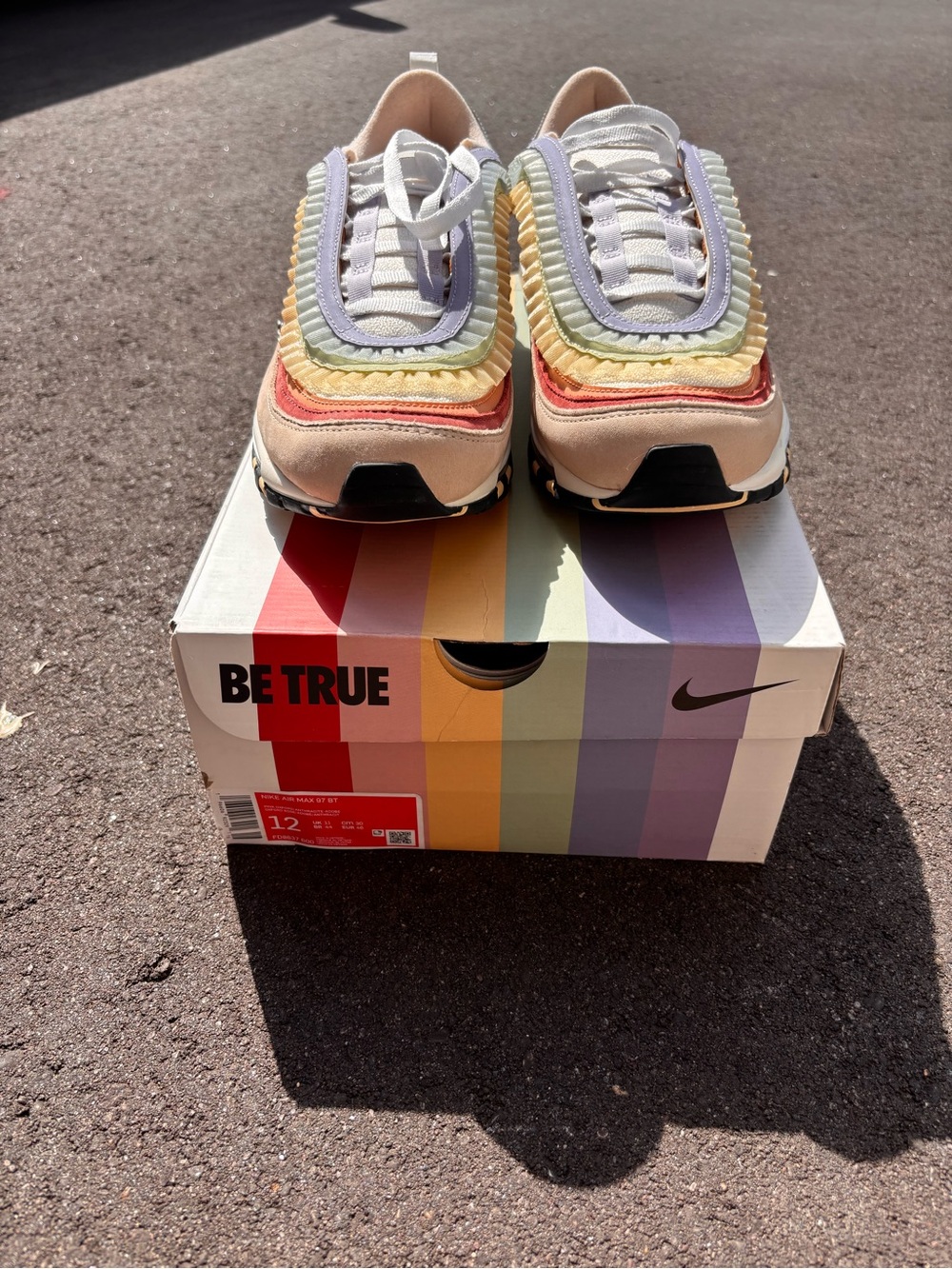 Nike Men’s Layered Pastel Sneakers - White with Pink, Yellow & Lavender